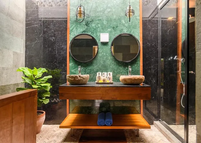 Elysium Fields - Rustic Meets Industrial Chic Design Villa *